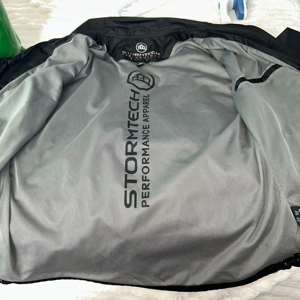 Stormtech Performance Jacket - Picture 7 of 11